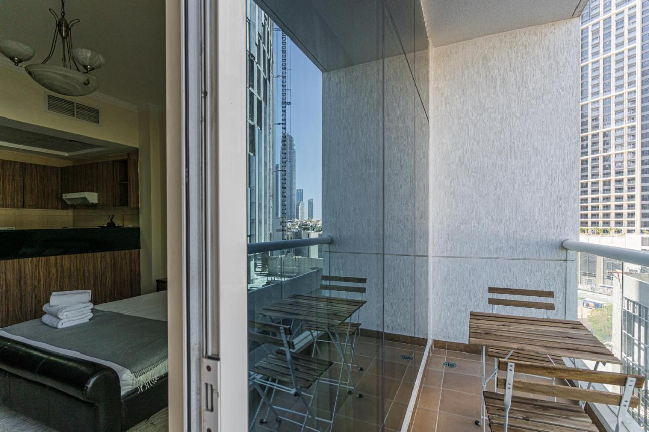 Higuests - Spacious Studio With City Views Near Dubai Mall Luaran gambar