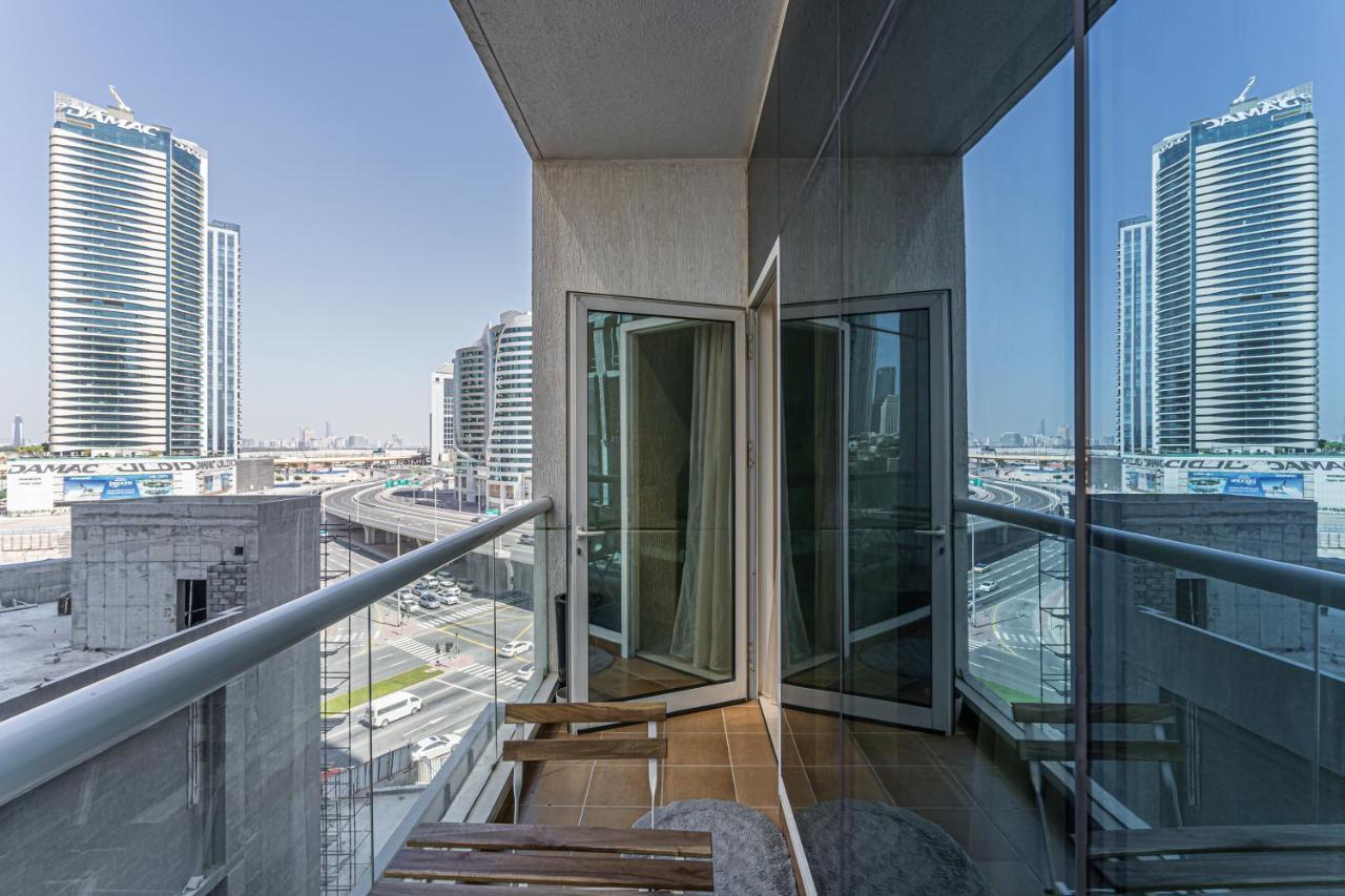Higuests - Spacious Studio With City Views Near Dubai Mall Luaran gambar