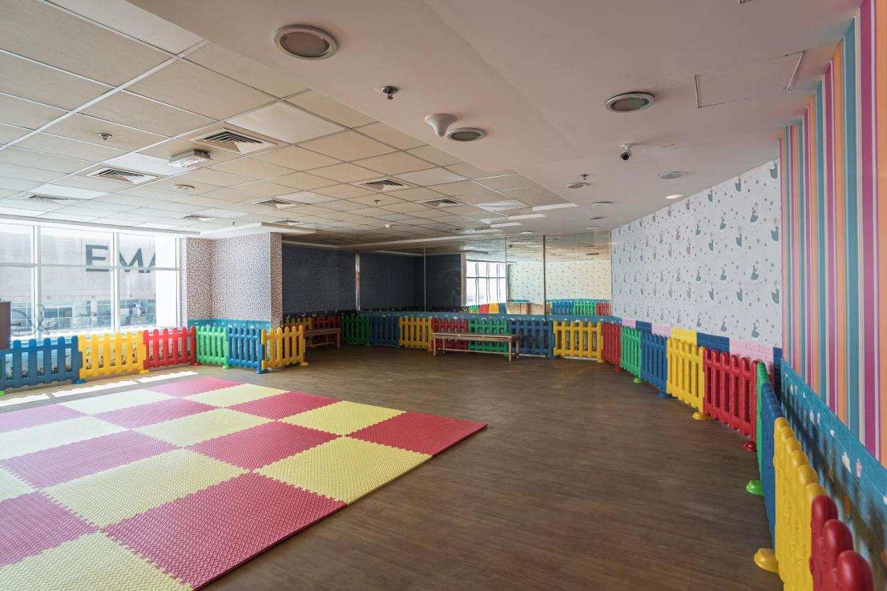 Higuests - Spacious Studio With City Views Near Dubai Mall Luaran gambar